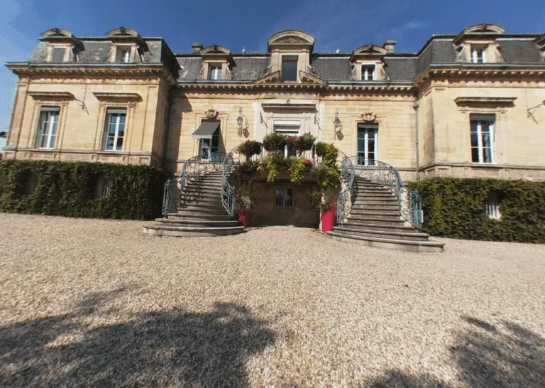 Artigues-Près-Bordeaux (33370)