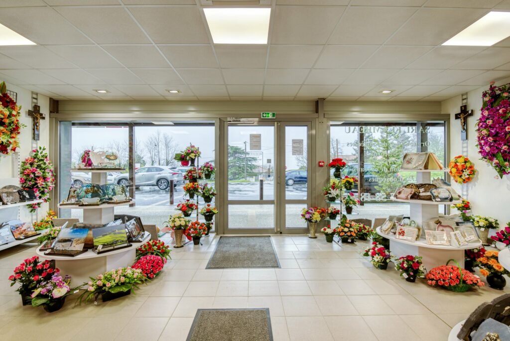 interieur magasin funeraire